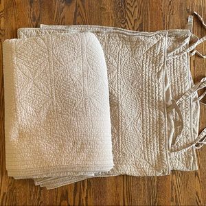 Pottery Barn tan cotton quilt and Euro shams set!